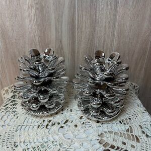 Teleflora Elegant Glass Silver Pinecone Votive Holder Decor Set